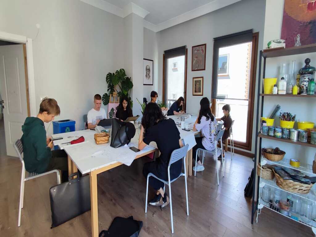 Güzel Sanatlara Hazırlık Kursu